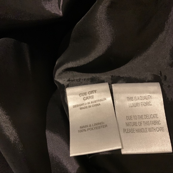 CUE CITY Women’s Rose Jacquard Mini Skirt Size 10 - Picture 8 of 8